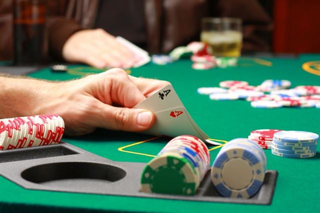 Adaptacja do Wielkości Stacków: Klucz do Sukcesu w Turniejach Pokerowych